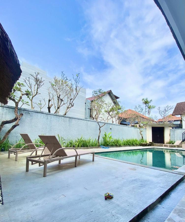 Grey House Monkey Forest Ubud Buitenkant foto